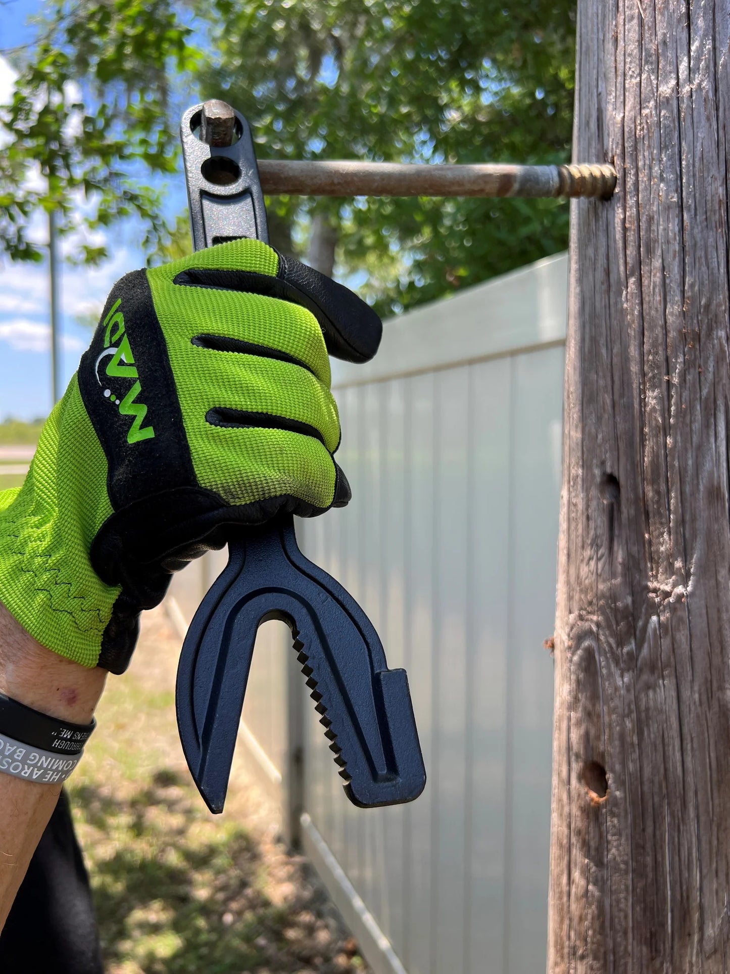 Madi Linemen Goat Wrench