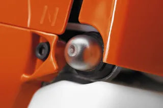 Husqvarna Telescopic Pole Saw Quick Start with Air Purge