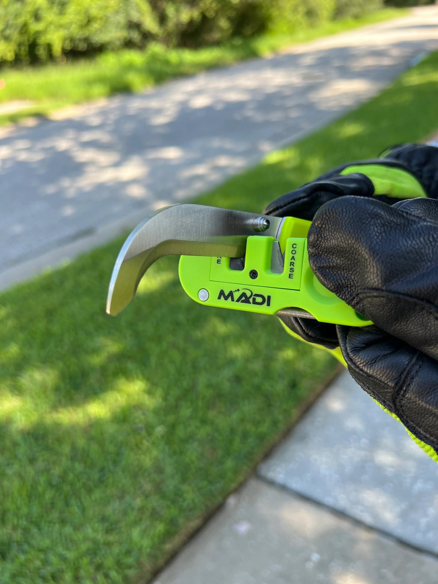 Madi Compact Universal Pocket  Knives Sharpener - PKS-1