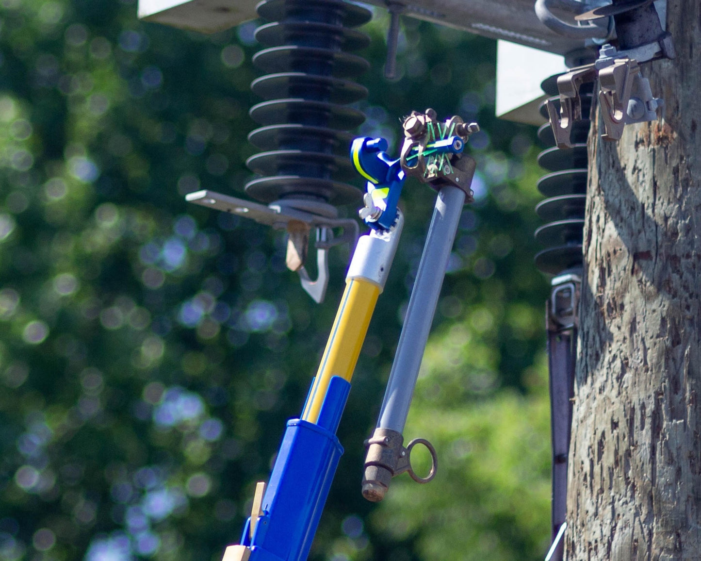 Utility Solutions Fuzzy Finger Quick Grab Probe Hotstick Probe - USSA - QGP - QGP - FFP - F - J.L. Matthews Co., Inc.