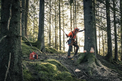 Husqvarna Professional Chainsaw 572XP