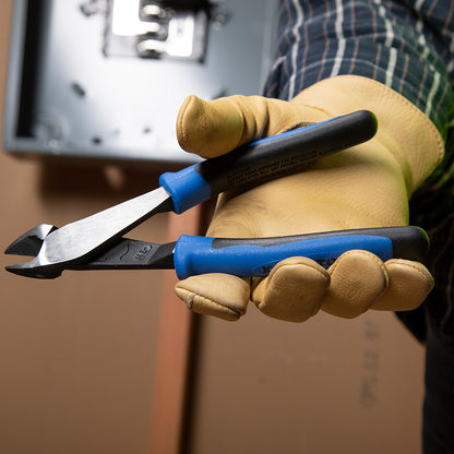 Dual-material Journeyman™ handles