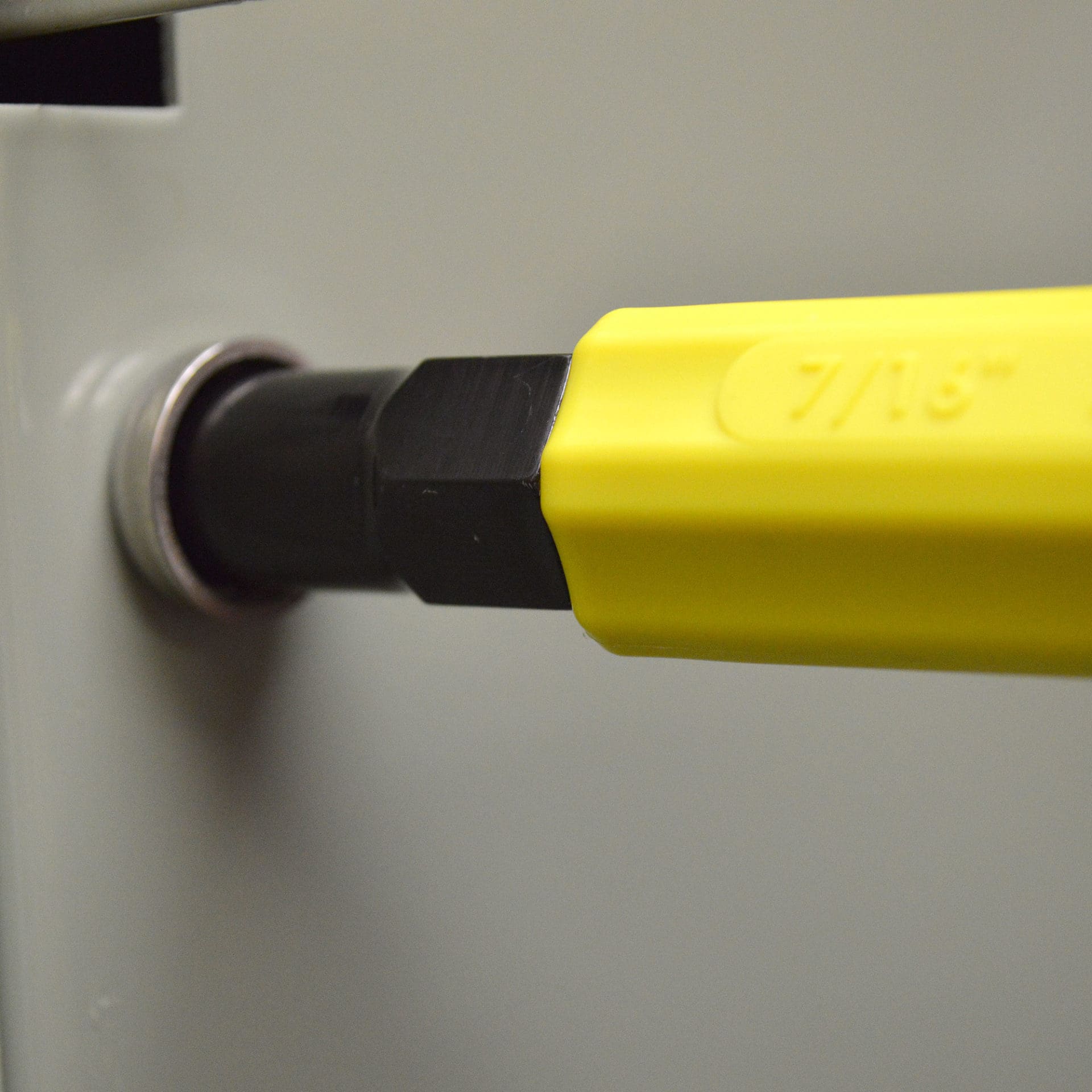  2-in-1 Versatility Wrench