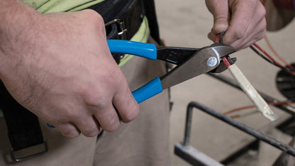 Klein 8'' Pliers High - Leverage Diagonal - Cutting Pliers - D2000 - 28 - J.L. Matthews Co., Inc.