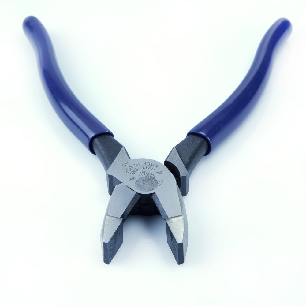 Klein 9" New England Nose Lineman's Pliers - D213 - 9NE - J.L. Matthews Co., Inc.