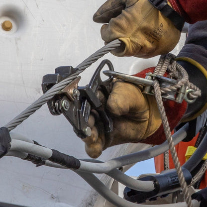 Klein Tools Wide Range Distribution Grip Linemen Jaw Grip - 16477 - J.L. Matthews Co., Inc.