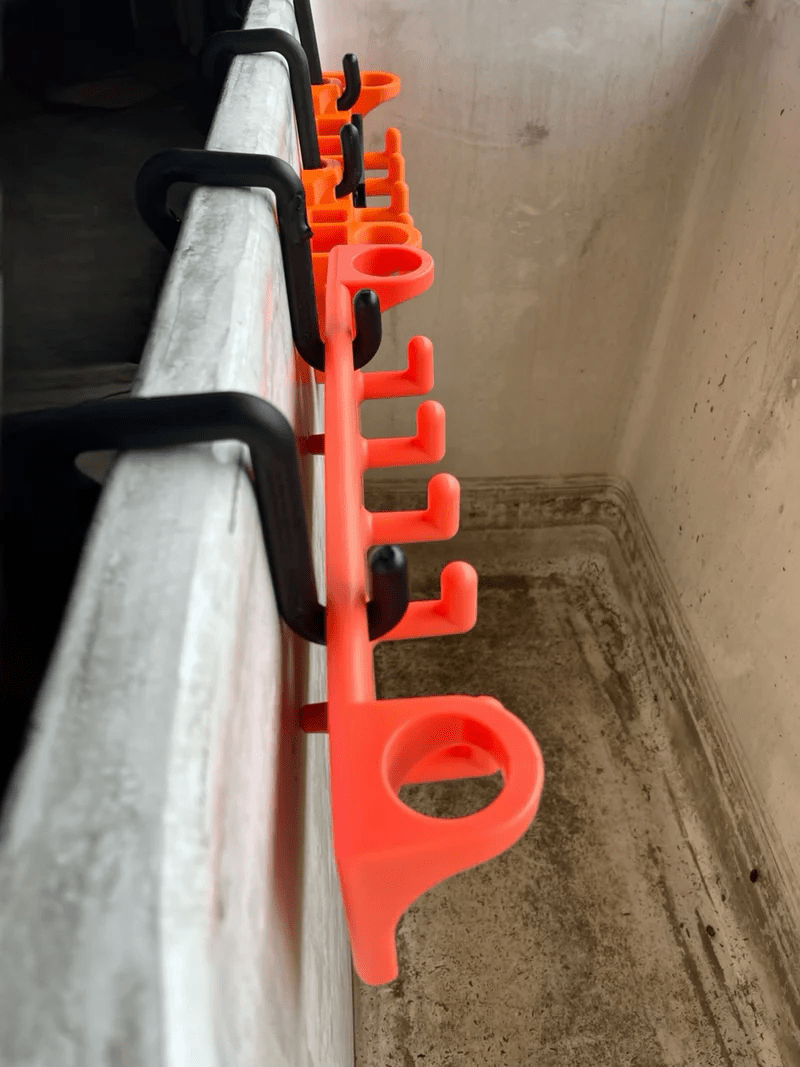 Line Work Double D Tool Holder