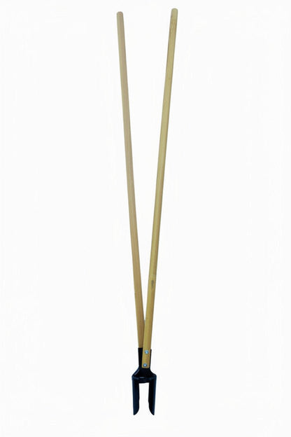 OshKosh 7' Post Hole Digger 