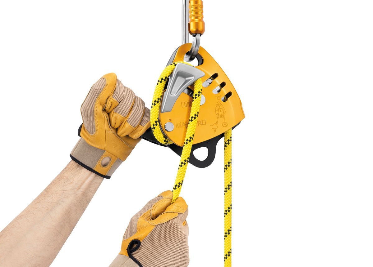 Petzl Maestro S Descender w/Integrated Progress Rope Pulley - D024AA00 - J.L. Matthews Co., Inc.