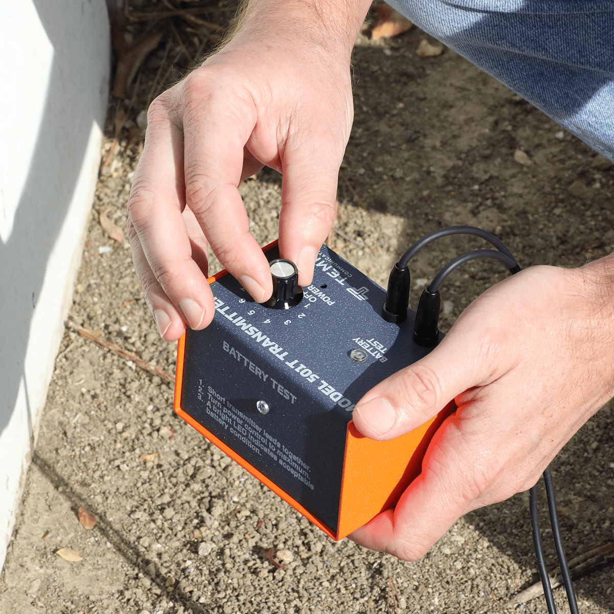 Tempo Communications Tracker II Underground Cable Locator 