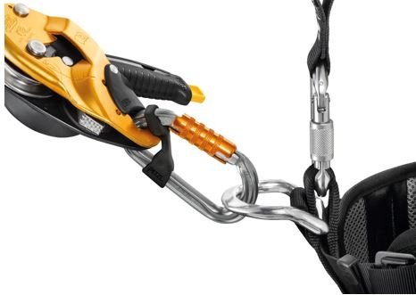 Petzl Am'D Triact Lock Carabiner Asymmetrical Snap Lock - M34ATL - J.L. Matthews Co., Inc.
